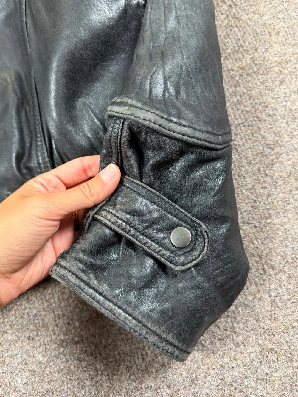 Pelle Studio interior lining